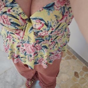 Green park Escort Service in Delhi (9958018831)