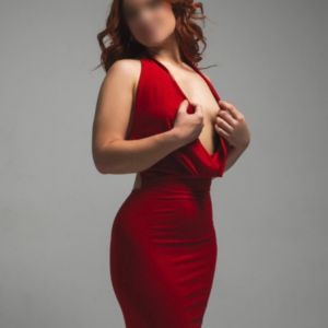  Olivia Hudson | Stunning Auburn Beauty 