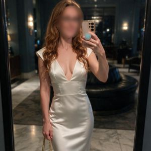 Aurora Love | Petite European