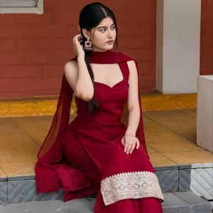 Call Girls In Ganesh Nagar 9711800081 Escort Service