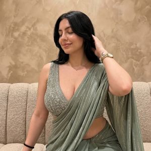 (DELHI) - 96430√ 97474, Call Girls In Khirki Extension Service