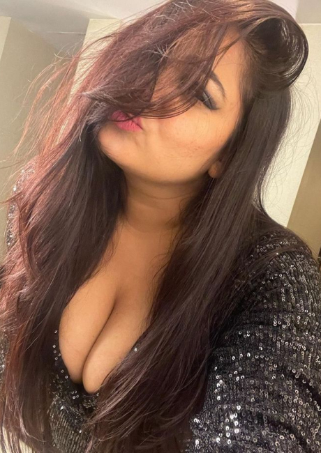 Call Girls IN Sector-33 Gurgaon +91-9958018831