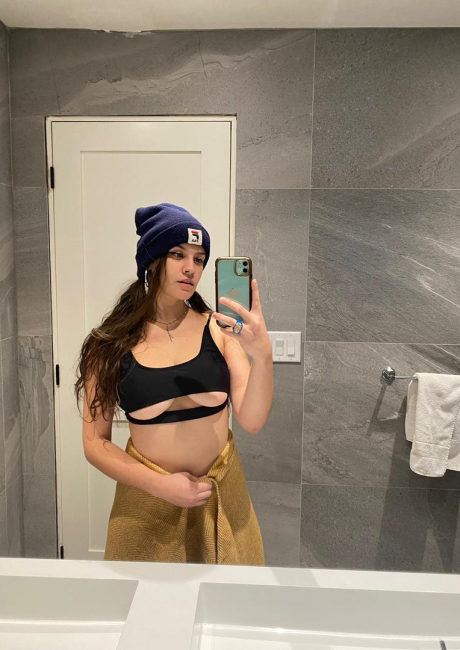 Malviya Nagar Call Girls 9958659377 High Class Escorts