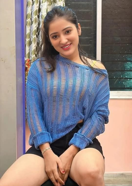 Call Us 9643097474 Call Girls In Geeta Colony Delhi