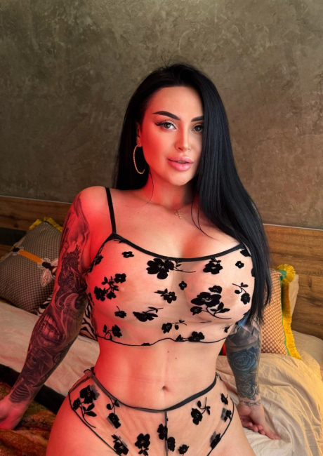 Call Girls In Delhi Uttam Nagar 8447389422 Female Escort Services ✔️