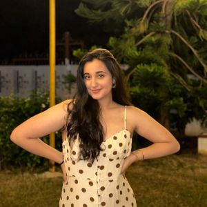 Call Girls In Rohini Sector 10 9711014705 Escort Service