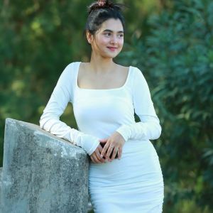 Call Girls In Narela 9711014705 Escort Service