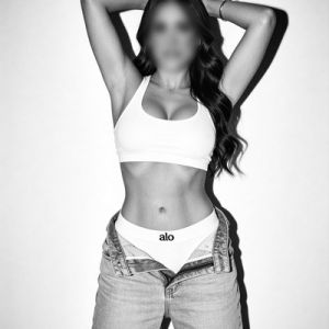 Mia Rossi |  Sultry Italian Sex Siren