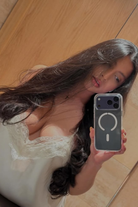 High (Call↠Girls) in Alpha 2 (Noida) 9958018831