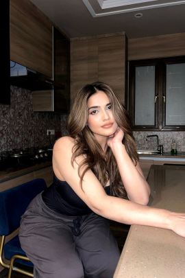 Call Girls In Delhi Bhikaji Cama Place 8447389422 Female Escort Services ✔️